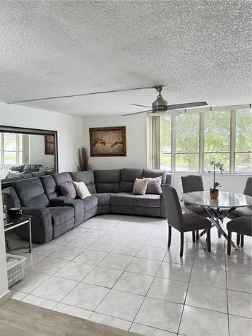 6901 SW 147th Avenue Miami FL 33193