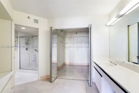 19101 NE 36th Court Aventura FL 33180