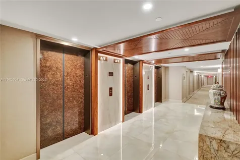 11113 Biscayne Boulevard Miami FL 33181