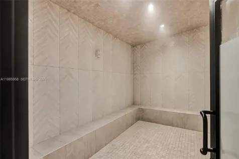 11113 Biscayne Boulevard Miami FL 33181