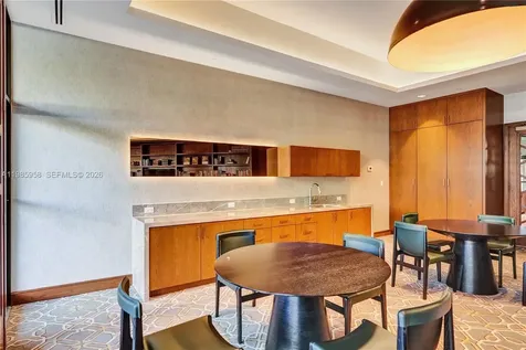 11113 Biscayne Boulevard Miami FL 33181