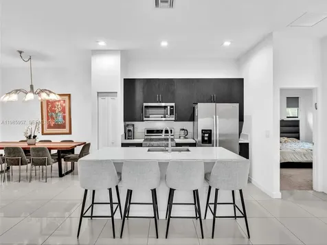 4936 Whispering Way Dania Beach FL 33312