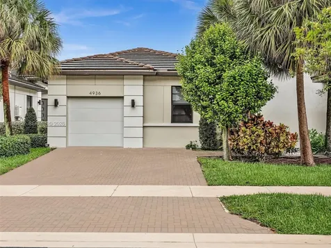 4936 Whispering Way Dania Beach FL 33312