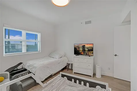 14951 Royal Oaks Lane North Miami FL 33181