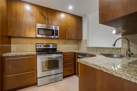 1634 N 15th Terrace Hollywood FL 33020