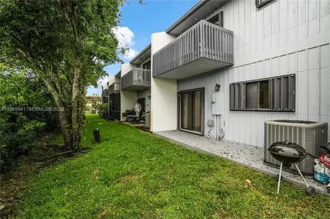 1634 N 15th Terrace Hollywood FL 33020