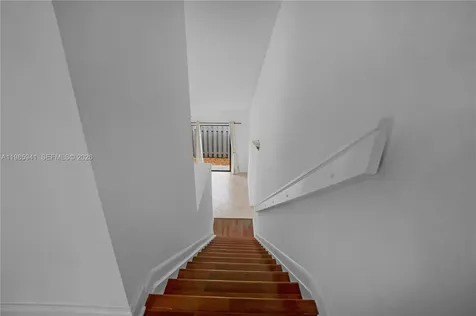 1634 N 15th Terrace Hollywood FL 33020