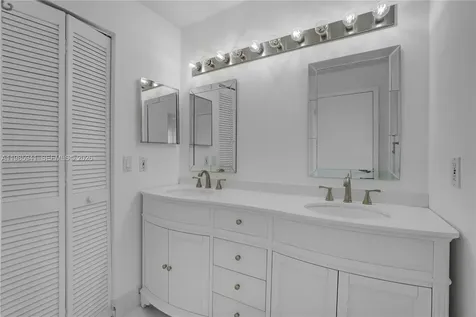 1634 N 15th Terrace Hollywood FL 33020