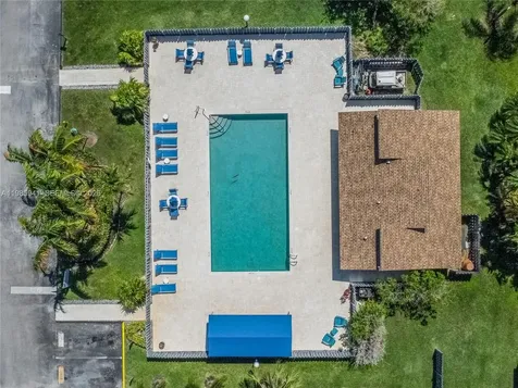1634 N 15th Terrace Hollywood FL 33020