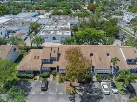 1634 N 15th Terrace Hollywood FL 33020