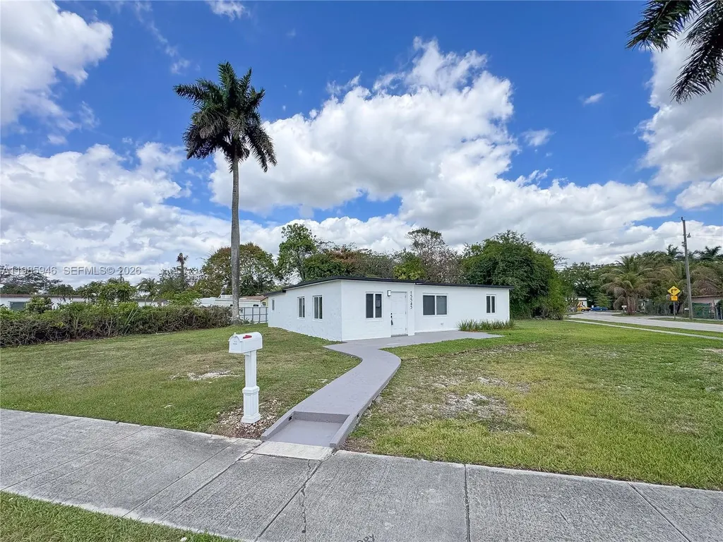 15545 Arizona Road Homestead FL 33033