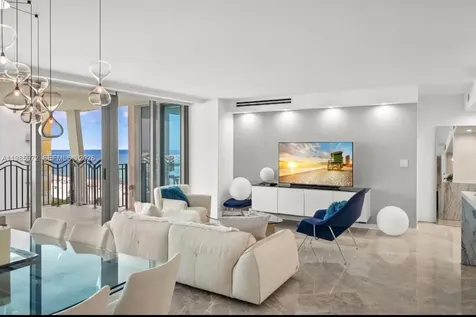 1500 Ocean Drive Miami Beach FL 33139