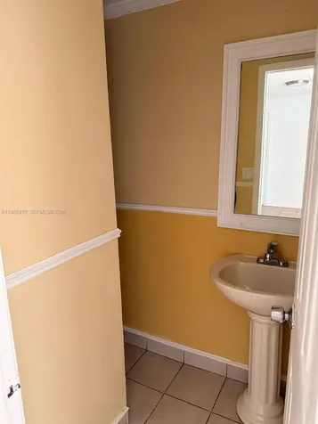 409 NW 33rd Street Miami FL 33127