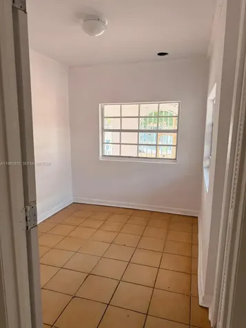 409 NW 33rd Street Miami FL 33127