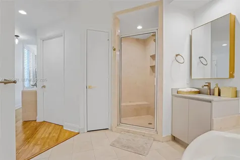 725 Crandon Boulevard Key Biscayne FL 33149