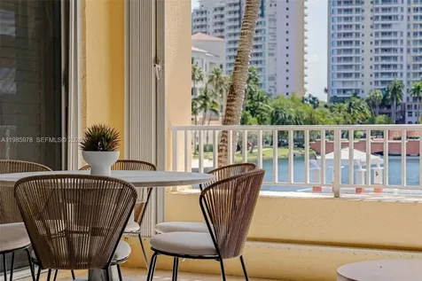 725 Crandon Boulevard Key Biscayne FL 33149