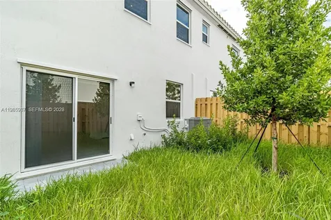 2685 SE 12th Street Homestead FL 33035