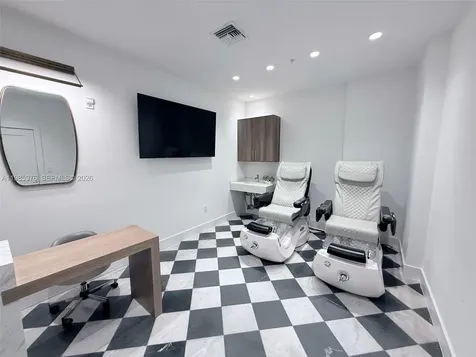 218 NW 8th Street Miami FL 33136
