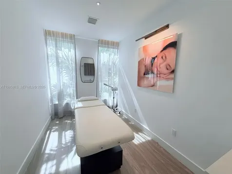 218 NW 8th Street Miami FL 33136