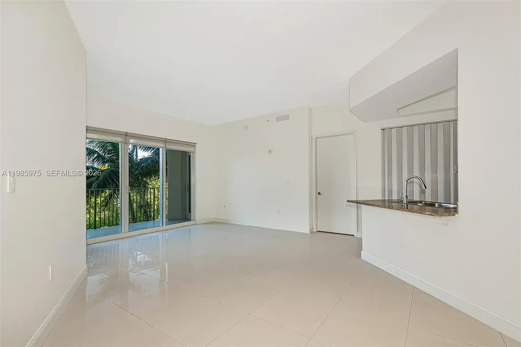 20000 E Country Club Drive Aventura FL 33180