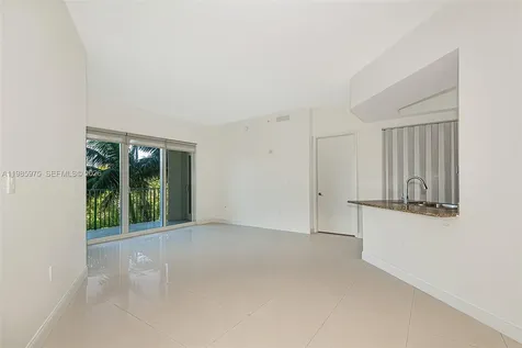 20000 E Country Club Drive Aventura FL 33180
