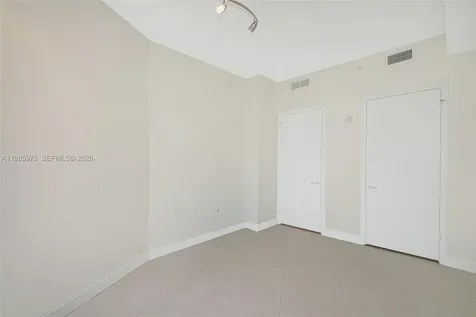 20000 E Country Club Drive Aventura FL 33180