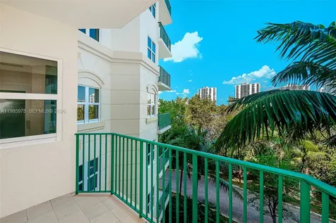 20000 E Country Club Drive Aventura FL 33180