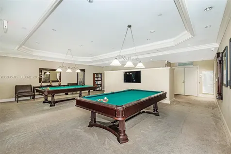 20000 E Country Club Drive Aventura FL 33180