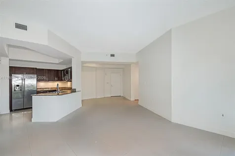 20000 E Country Club Drive Aventura FL 33180