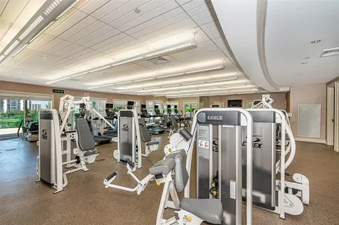 20000 E Country Club Drive Aventura FL 33180