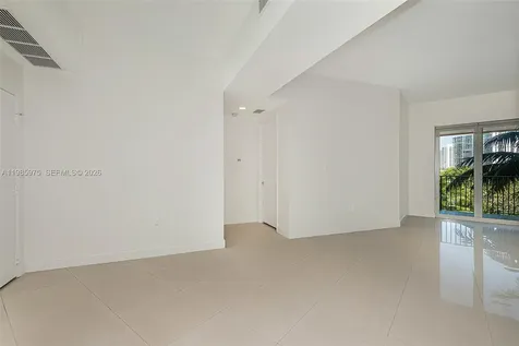 20000 E Country Club Drive Aventura FL 33180