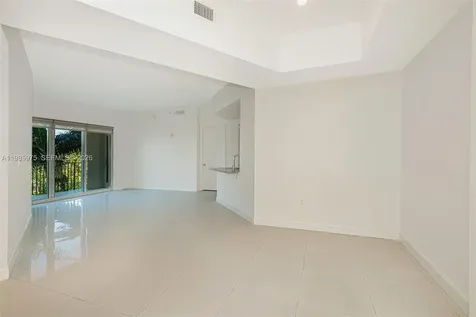 20000 E Country Club Drive Aventura FL 33180