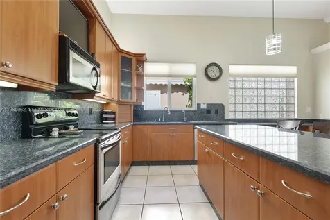 4285 SW 152nd Avenue Miramar FL 33027