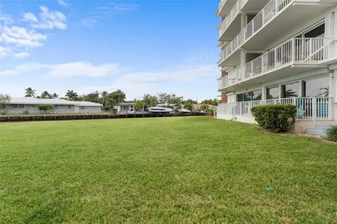 1700 NE 105th Street Miami Shores FL 33138