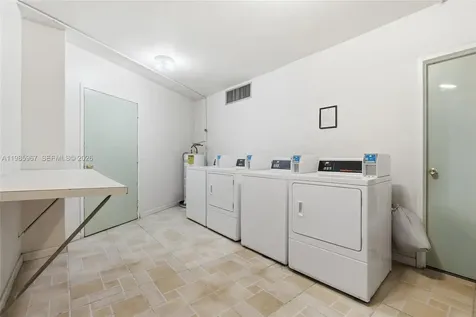 1700 NE 105th Street Miami Shores FL 33138