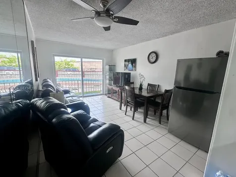 2385 NW 11th Street Miami FL 33125