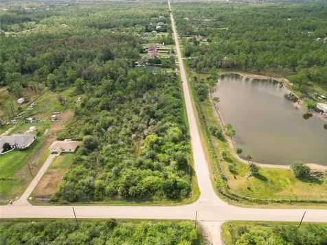 00 Desoto Boulevard N Naples FL 34120