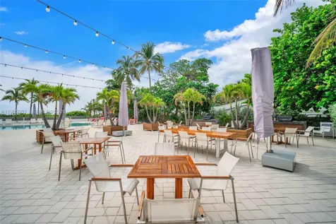 611 Ocean Drive Key Biscayne FL 33149