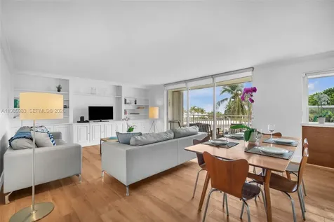 611 Ocean Drive Key Biscayne FL 33149
