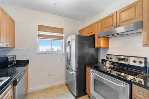 2600 SW 27th Avenue Miami FL 33133