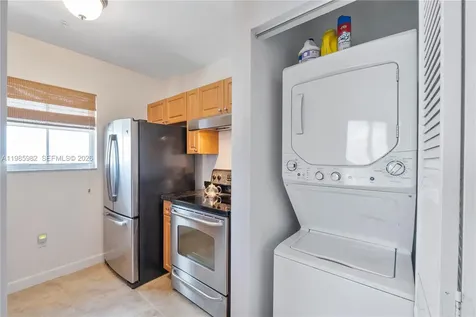 2600 SW 27th Avenue Miami FL 33133