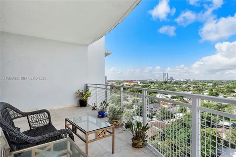 2600 SW 27th Avenue Miami FL 33133