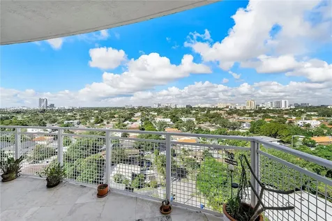 2600 SW 27th Avenue Miami FL 33133