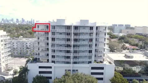 2600 SW 27th Avenue Miami FL 33133