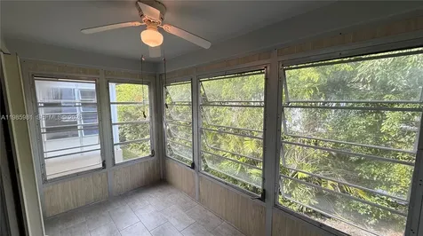 2115 NE 42nd Court Lighthouse Point FL 33064