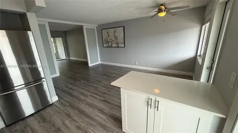 2115 NE 42nd Court Lighthouse Point FL 33064