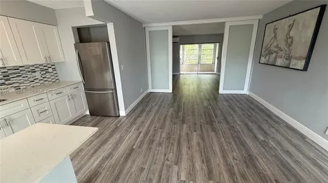 2115 NE 42nd Court Lighthouse Point FL 33064