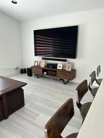 2484 SW 177th Terrace Miramar FL 33029