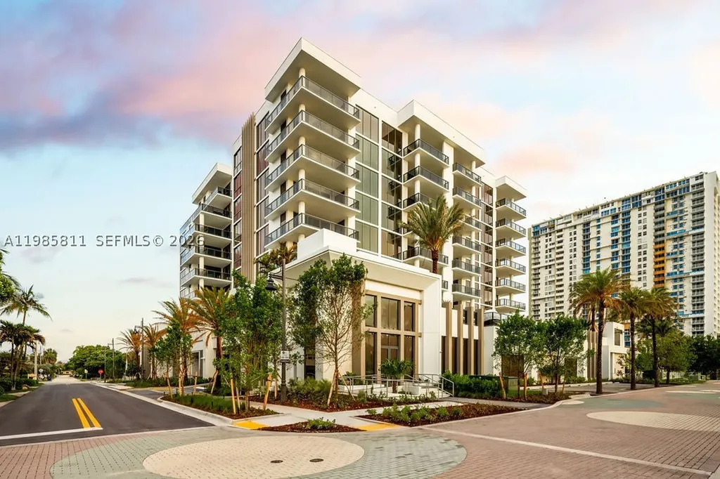 305 Briny Avenue Pompano Beach FL 33062