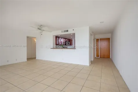 7601 E Treasure Drive North Bay Village FL 33141